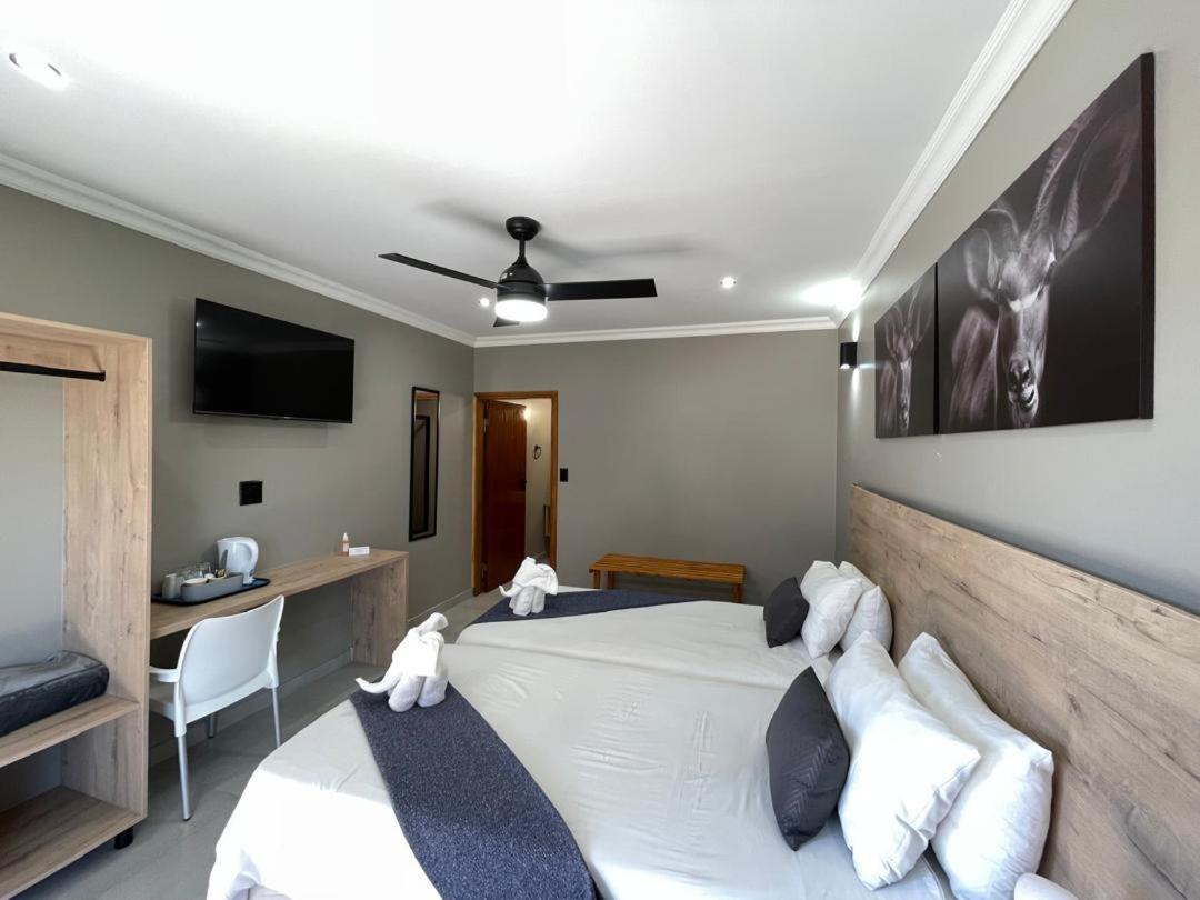 סווקופמונד The Mole Guesthouse מראה חיצוני תמונה