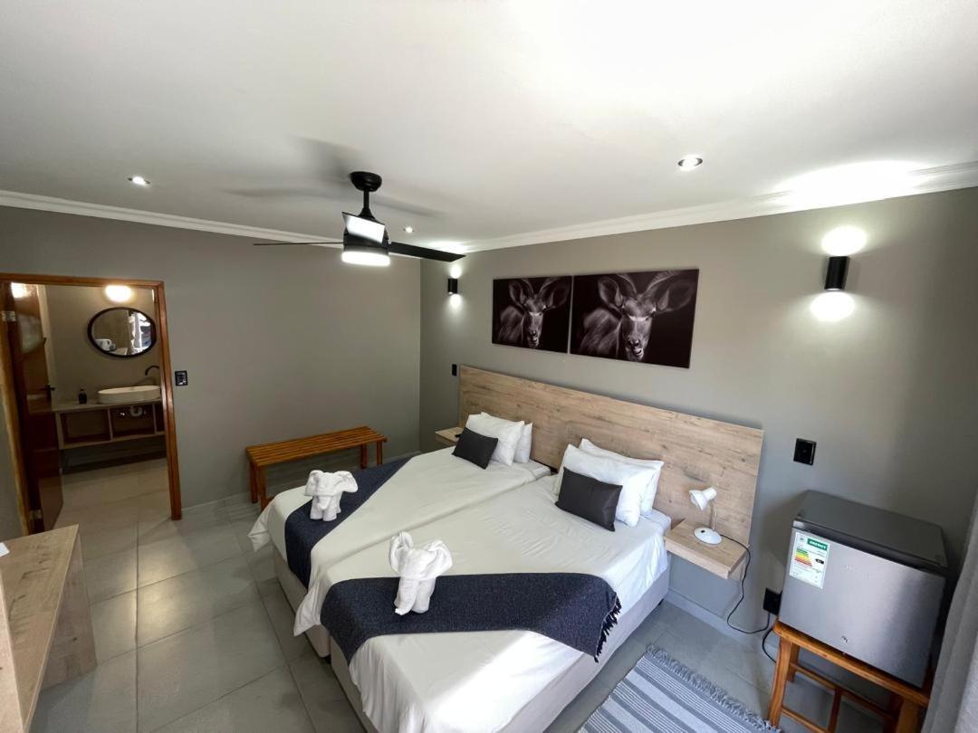 סווקופמונד The Mole Guesthouse מראה חיצוני תמונה